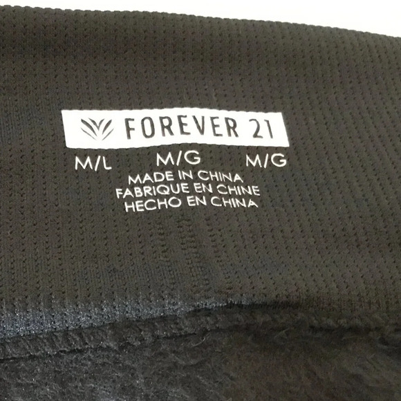 NWOT Forever 21 Warm Stretch Legging SIZE M / L - Picture 3 of 7